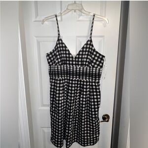 3/$25 Banana Republic Black and White Plaid Mini Dress